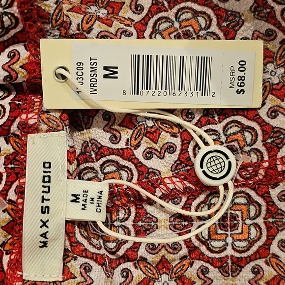 Max Studio Red High Paperbag Tie Waist Shorts W/Geometric Design Sz M NWT - Picture 6 of 6
